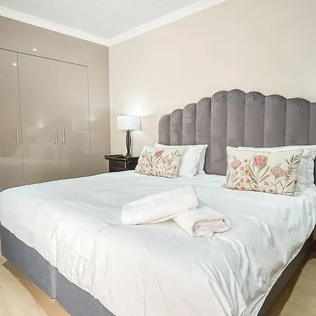 Bo Kaap Bliss - Modern Charm Villa Cape Town Exterior photo