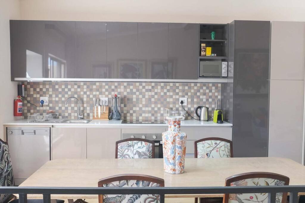 Bo Kaap Bliss - Modern Charm Holiday home
