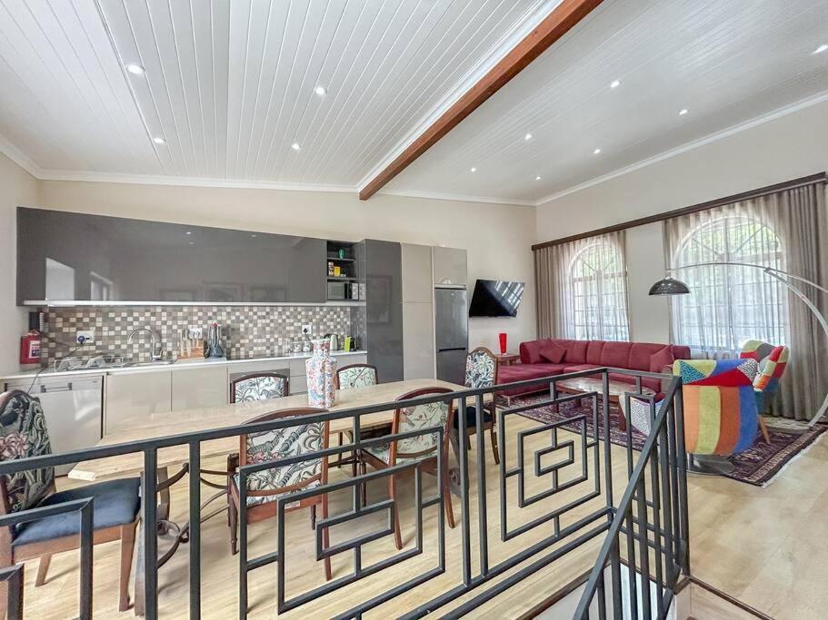 Bo Kaap Bliss - Modern Charm Holiday home Cape Town